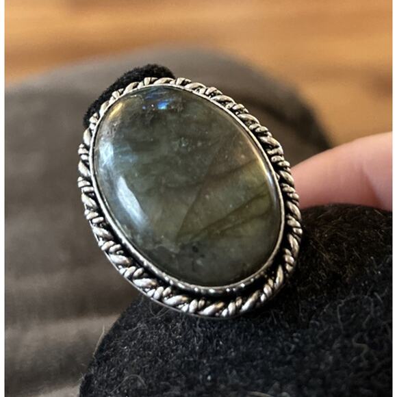 Vintage Large Labradorite Rainbow Moonstone Stone Silver Tone Ring Sz 7 - Picture 4 of 6